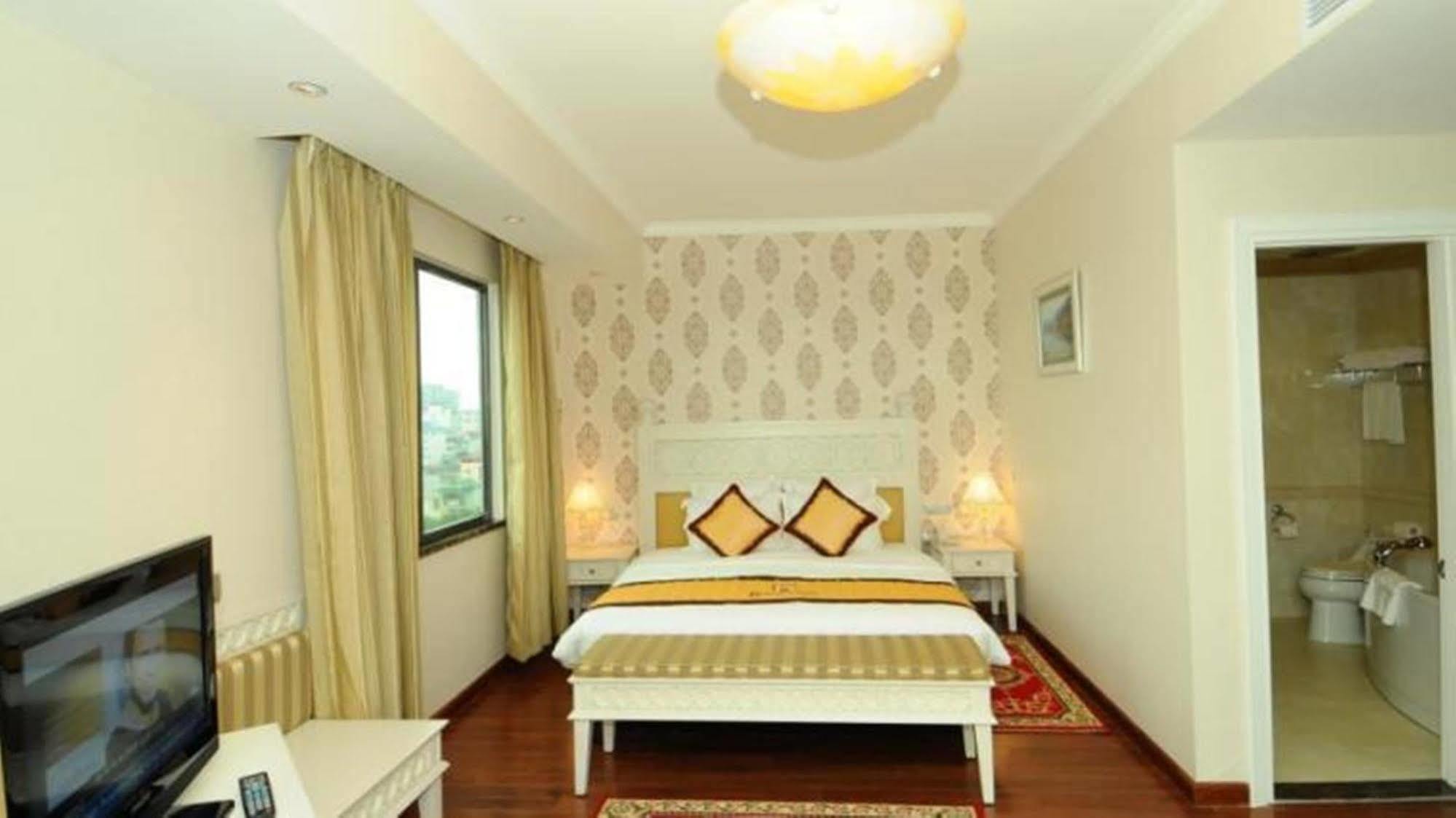 Royal Gate Hotel Ханой Екстер'єр фото