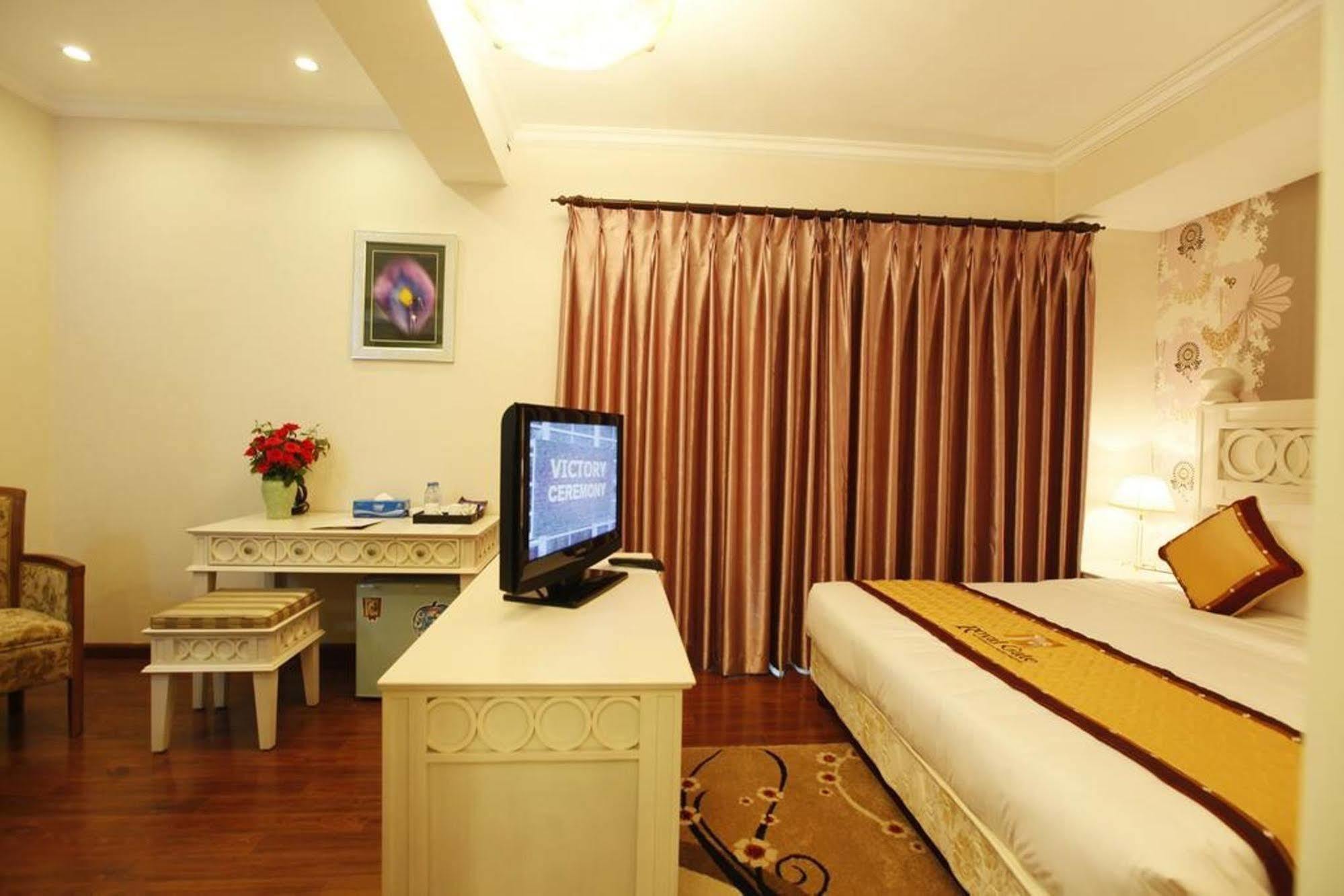 Royal Gate Hotel Ханой Номер фото